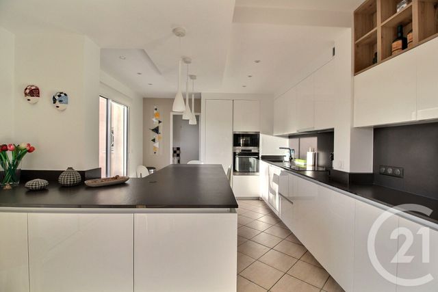 maison à vendre - 5 pièces - 153.35 m2 - PESSAC - 33 - AQUITAINE - Century 21 A.C.O