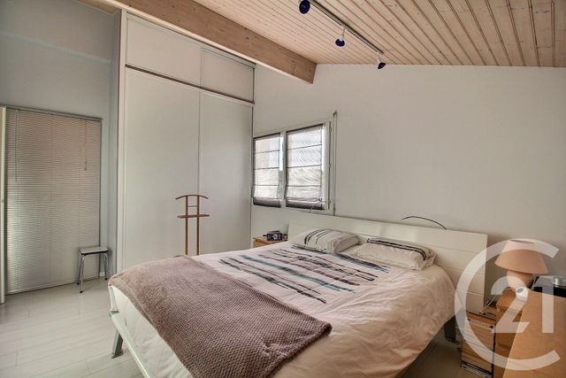 maison à vendre - 5 pièces - 153.35 m2 - PESSAC - 33 - AQUITAINE - Century 21 A.C.O