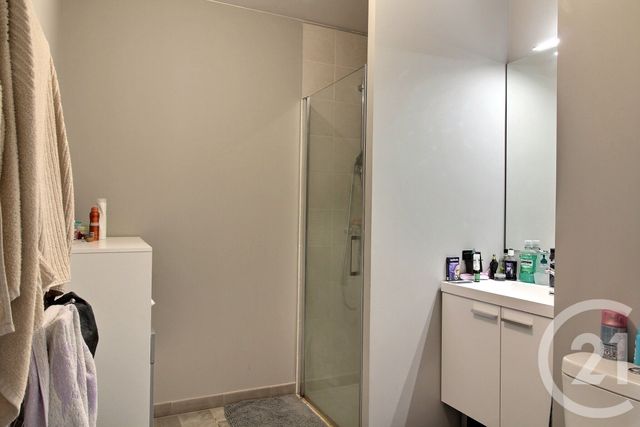 Appartement F2 à vendre - 2 pièces - 50.42 m2 - PESSAC - 33 - AQUITAINE - Century 21 A.C.O