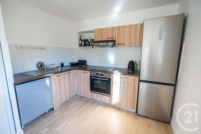 Appartement F3 à vendre - 3 pièces - 68.6 m2 - PESSAC - 33 - AQUITAINE - Century 21 A.C.O