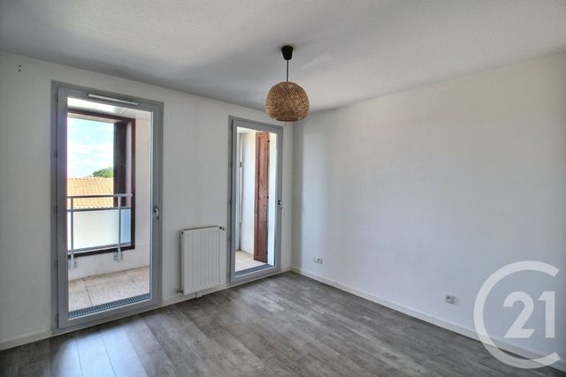 Appartement F3 à vendre - 3 pièces - 64.0 m2 - PESSAC - 33 - AQUITAINE - Century 21 A.C.O.