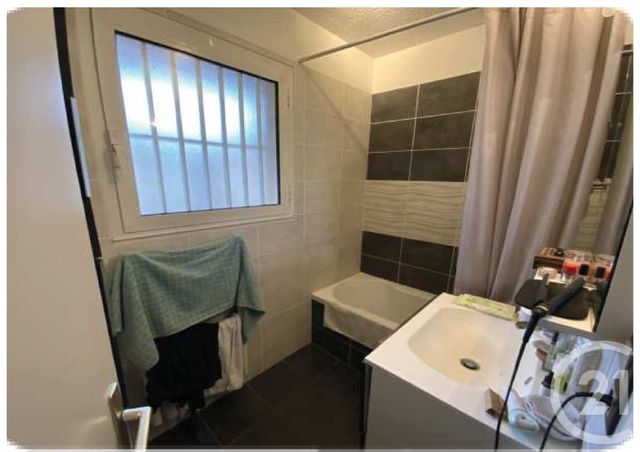 Appartement F2 à vendre - 2 pièces - 44.29 m2 - PESSAC - 33 - AQUITAINE - Century 21 A.C.O