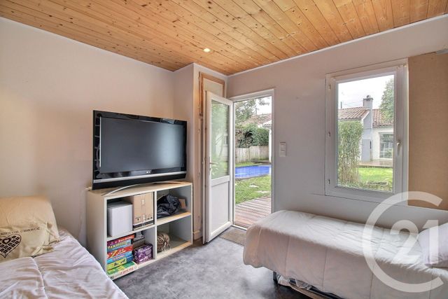 maison à vendre - 5 pièces - 155.0 m2 - PESSAC - 33 - AQUITAINE - Century 21 A.C.O