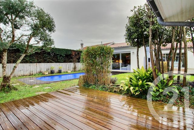 maison à vendre - 5 pièces - 155.0 m2 - PESSAC - 33 - AQUITAINE - Century 21 A.C.O