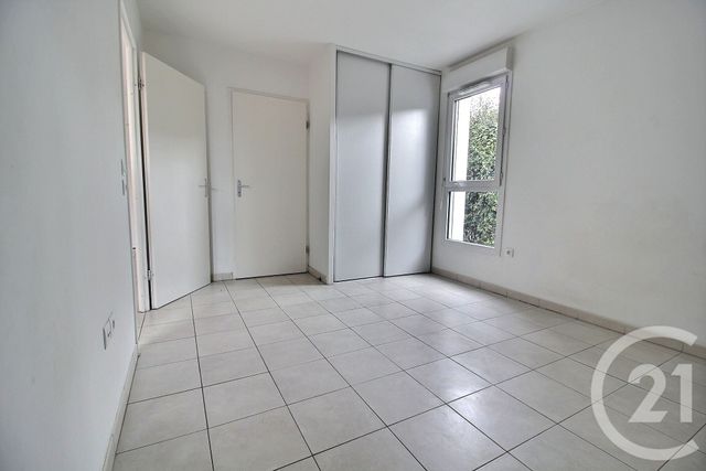 Appartement à vendre - 2 pièces - 40.0 m2 - PESSAC - 33 - AQUITAINE - Century 21 A.C.O