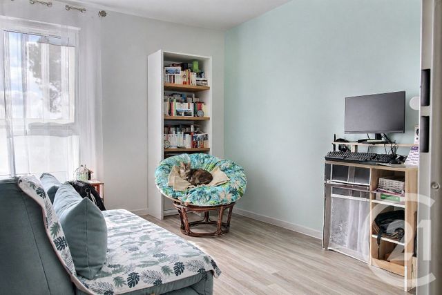 Appartement F3 à vendre - 3 pièces - 60.31 m2 - PESSAC - 33 - AQUITAINE - Century 21 A.C.O.