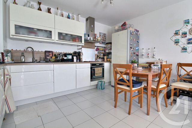 Appartement F3 à vendre - 3 pièces - 60.31 m2 - PESSAC - 33 - AQUITAINE - Century 21 A.C.O.