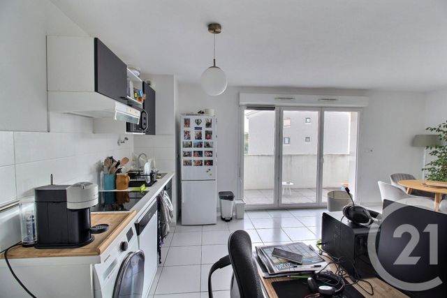 Appartement à vendre - 3 pièces - 59.44 m2 - PESSAC - 33 - AQUITAINE - Century 21 A.C.O