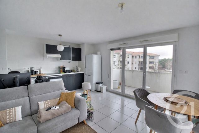 Appartement F3 à vendre - 3 pièces - 59.44 m2 - PESSAC - 33 - AQUITAINE - Century 21 A.C.O.