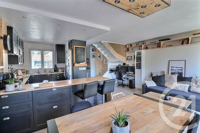 maison à vendre - 4 pièces - 81.2 m2 - PESSAC - 33 - AQUITAINE - Century 21 A.C.O.