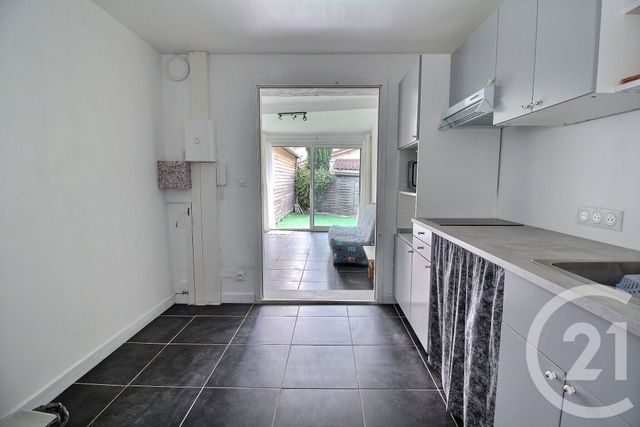 Appartement F2 à vendre - 2 pièces - 30.7 m2 - PESSAC - 33 - AQUITAINE - Century 21 A.C.O.