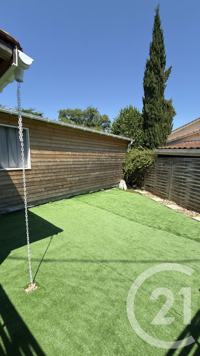 Appartement F2 à vendre - 2 pièces - 30.7 m2 - PESSAC - 33 - AQUITAINE - Century 21 A.C.O.
