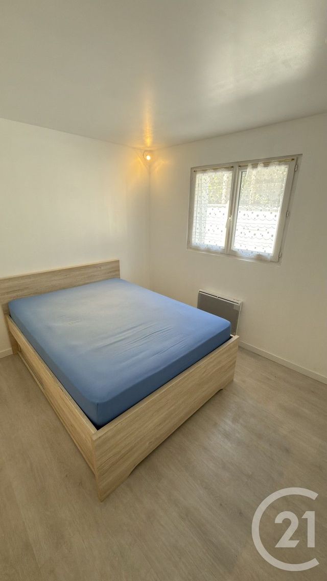 Appartement F2 à vendre - 2 pièces - 30.7 m2 - PESSAC - 33 - AQUITAINE - Century 21 A.C.O.