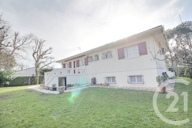 maison à vendre - 4 pièces - 113.79 m2 - PESSAC - 33 - AQUITAINE - Century 21 A.C.O.