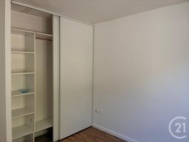 Appartement F2 à vendre - 2 pièces - 29.13 m2 - PESSAC - 33 - AQUITAINE - Century 21 A.C.O.