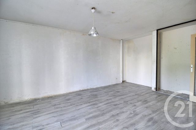 Appartement F1 à vendre - 1 pièce - 34.0 m2 - PESSAC - 33 - AQUITAINE - Century 21 A.C.O.