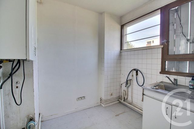 Appartement F1 à vendre - 1 pièce - 34.0 m2 - PESSAC - 33 - AQUITAINE - Century 21 A.C.O.