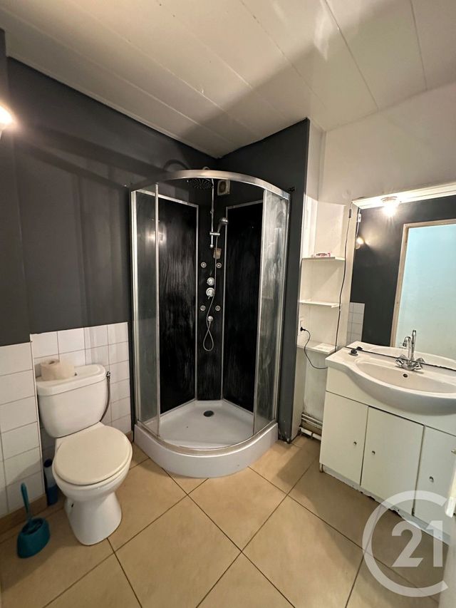 Appartement F1 à vendre - 1 pièce - 34.0 m2 - PESSAC - 33 - AQUITAINE - Century 21 A.C.O.