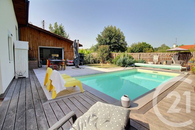 maison à vendre - 7 pièces - 177.27 m2 - PESSAC - 33 - AQUITAINE - Century 21 A.C.O.