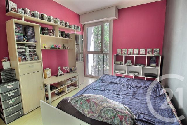 Appartement F4 à vendre - 4 pièces - 79.29 m2 - PESSAC - 33 - AQUITAINE - Century 21 A.C.O.