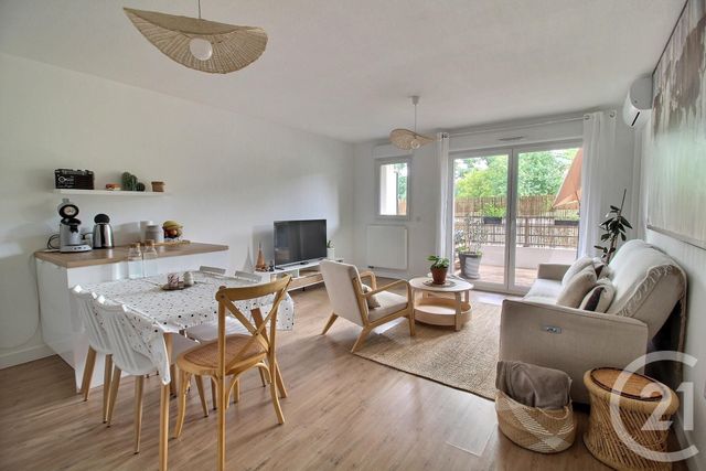 Appartement F4 à vendre - 4 pièces - 78.66 m2 - PESSAC - 33 - AQUITAINE - Century 21 A.C.O.