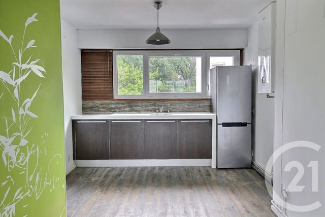 Appartement F3 à vendre - 3 pièces - 57.0 m2 - PESSAC - 33 - AQUITAINE - Century 21 A.C.O.