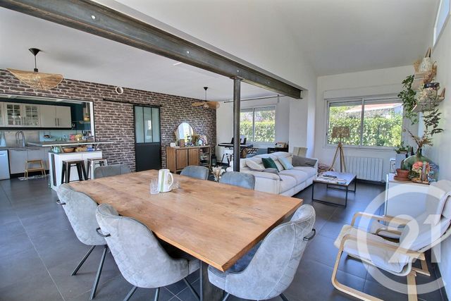 maison à vendre - 6 pièces - 145.0 m2 - PESSAC - 33 - AQUITAINE - Century 21 A.C.O.