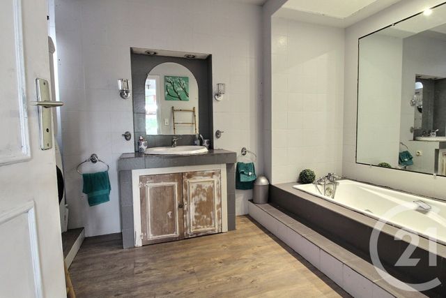 maison à vendre - 8 pièces - 215.0 m2 - PESSAC - 33 - AQUITAINE - Century 21 A.C.O.