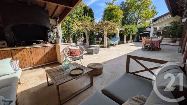 maison à vendre - 8 pièces - 215.0 m2 - PESSAC - 33 - AQUITAINE - Century 21 A.C.O.