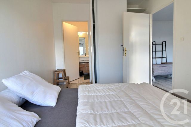 Appartement T2 à louer - 2 pièces - 48.0 m2 - MERIGNAC - 33 - AQUITAINE - Century 21 A.C.O.