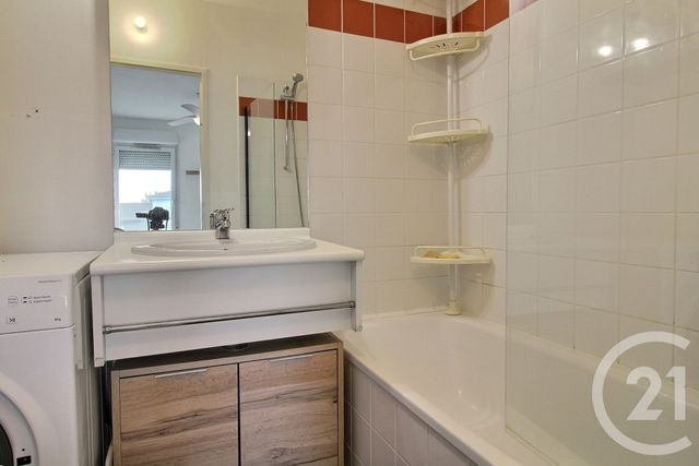 Appartement T2 à louer - 2 pièces - 48.0 m2 - MERIGNAC - 33 - AQUITAINE - Century 21 A.C.O.