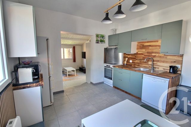 Appartement T2 à louer - 2 pièces - 45.0 m2 - PESSAC - 33 - AQUITAINE - Century 21 A.C.O.