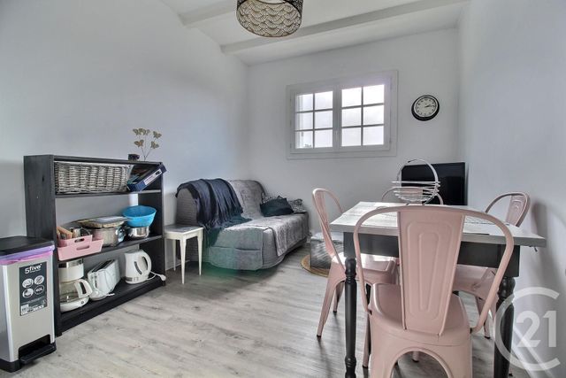 Appartement F3 à louer - 3 pièces - 60.0 m2 - PESSAC - 33 - AQUITAINE - Century 21 A.C.O.