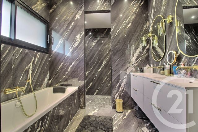 maison à vendre - 7 pièces - 289.0 m2 - PESSAC - 33 - AQUITAINE - Century 21 A.C.O