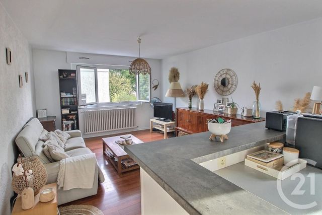 Appartement T2 à vendre - 2 pièces - 48.0 m2 - PESSAC - 33 - AQUITAINE - Century 21 A.C.O