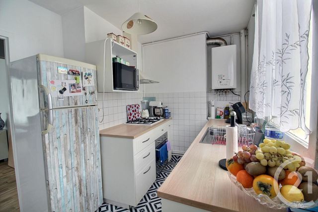 Appartement F4 à vendre - 4 pièces - 63.61 m2 - PESSAC - 33 - AQUITAINE - Century 21 A.C.O