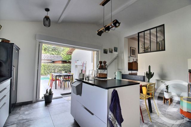 maison à vendre - 7 pièces - 177.27 m2 - PESSAC - 33 - AQUITAINE - Century 21 A.C.O