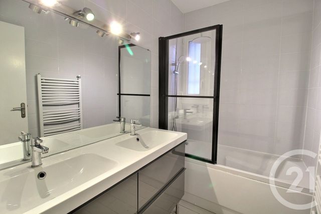 maison à vendre - 6 pièces - 147.31 m2 - PESSAC - 33 - AQUITAINE - Century 21 A.C.O.