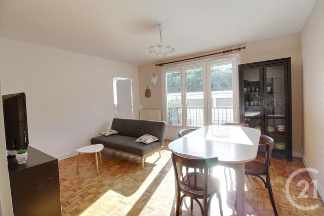 Appartement F4 à vendre - 4 pièces - 64.64 m2 - PESSAC - 33 - AQUITAINE - Century 21 A.C.O